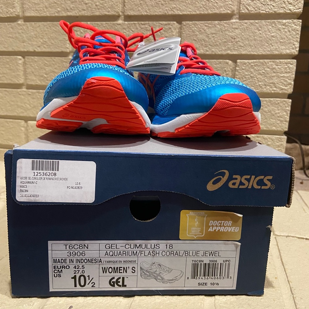 Asics Gel-Cumulus 18 Women's Blue and Coral Athletic Shoes